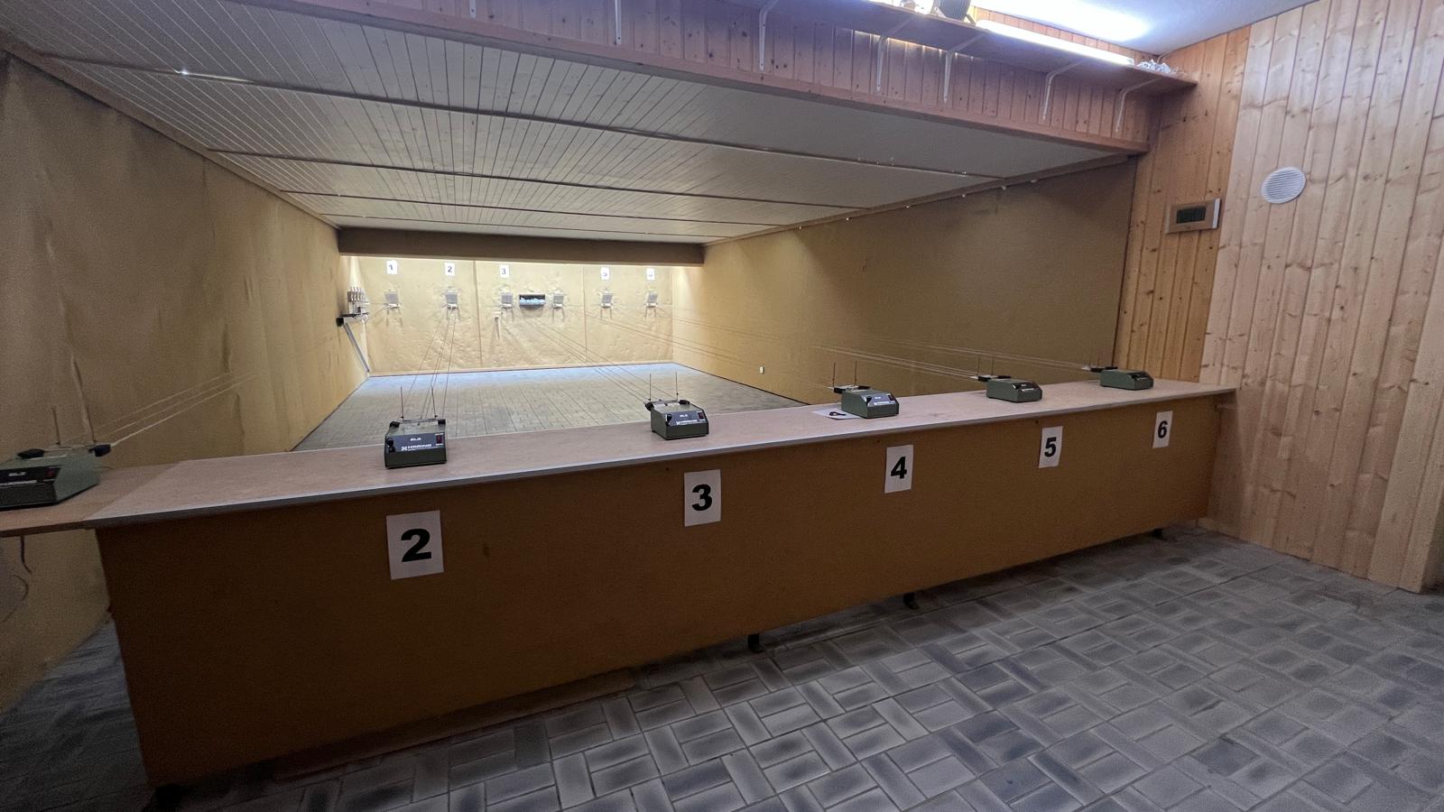 10m - Stand